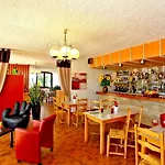 Logis Hotel Le Tropicana Douville