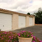 Hotel Logis Hotel Le Tropicana