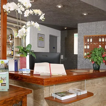 Logis Le Tropicana Douville