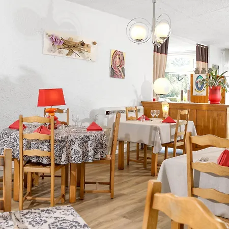 Hotel Logis Le Tropicana Douville
