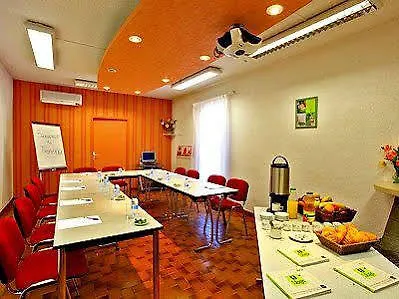 Logis Le Tropicana Douville