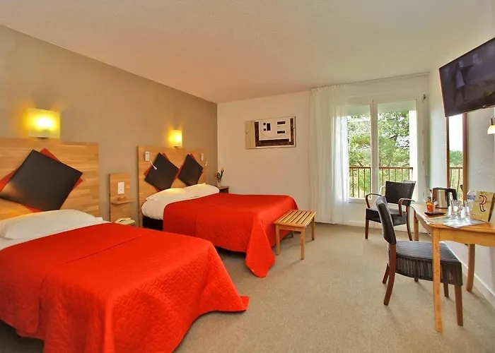 Hotel Logis Hotel Le Tropicana 3*