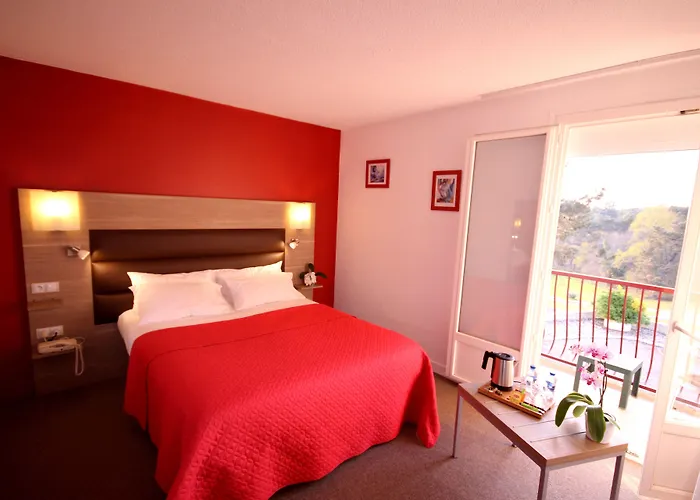 Logis Hotel Le Tropicana