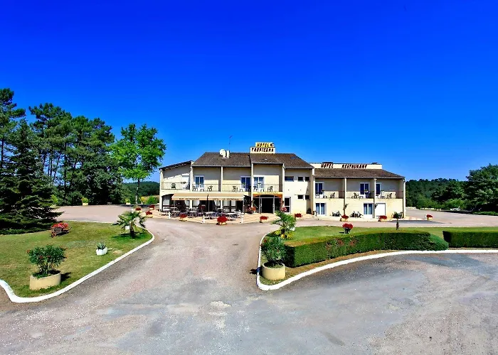 Logis Hotel Le Tropicana 3*