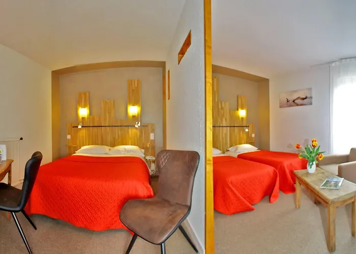 Logis Hotel Le Tropicana Hotel Douville