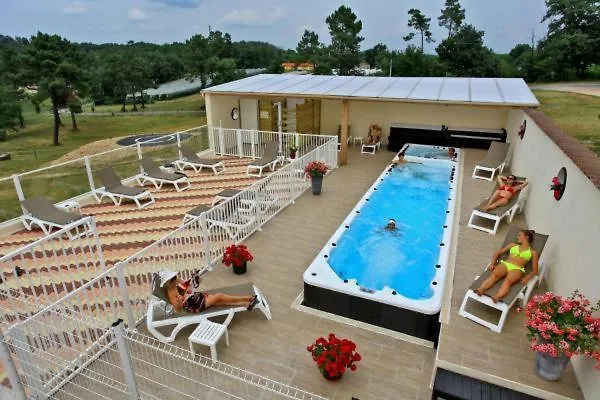 Restaurant Logis Le Tropicana 酒店